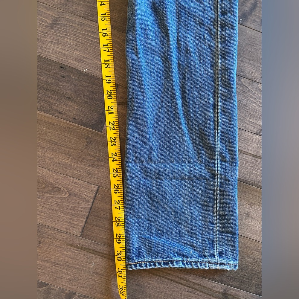 Levi’s 501 Jeans - Picture 9 of 10